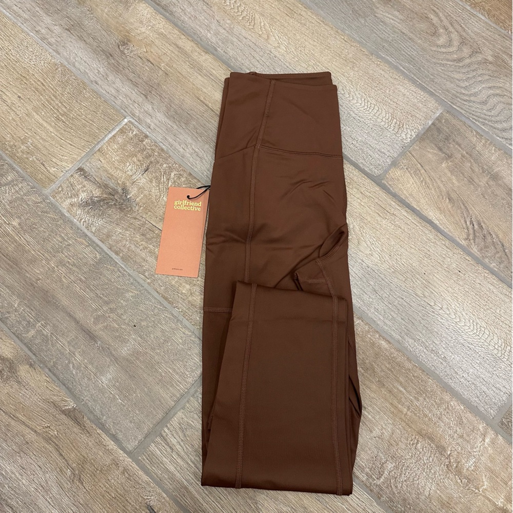 NWT - Girlfriend Collective Compression Pocket Legging - Earth, Size M - Picture 4 of 6